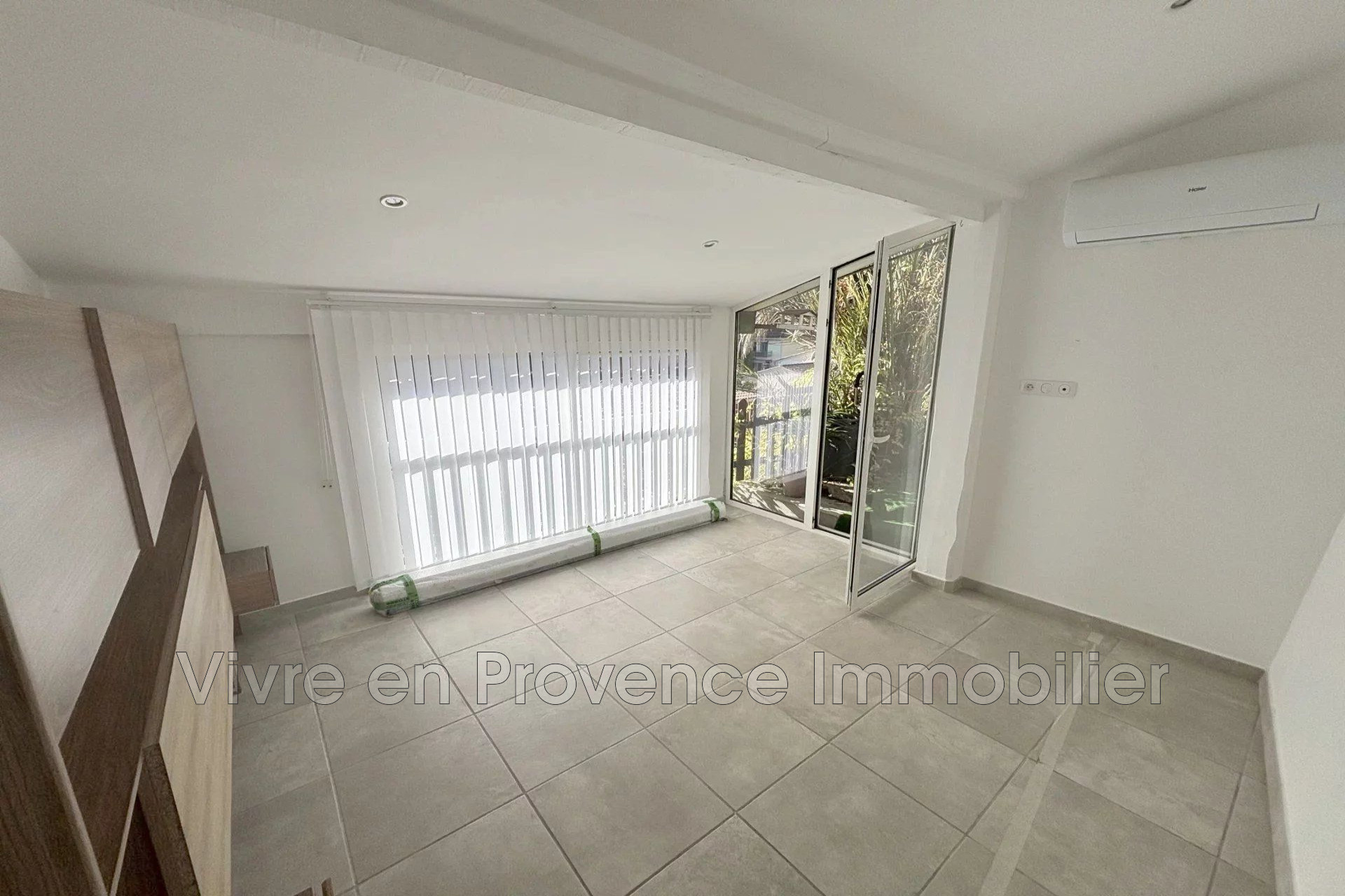 VENTE SAINT ANDRÃ‰ DE LA ROCHE MAISON Plain-PIED 2 PIÃˆCES 205 0