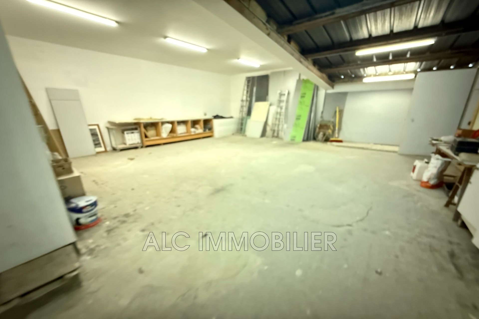 Tous commerces sauf nuisances